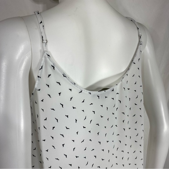 Be Cool White Wrapped Front Tiled Bird Checks Cami Top - Picture 5 of 8